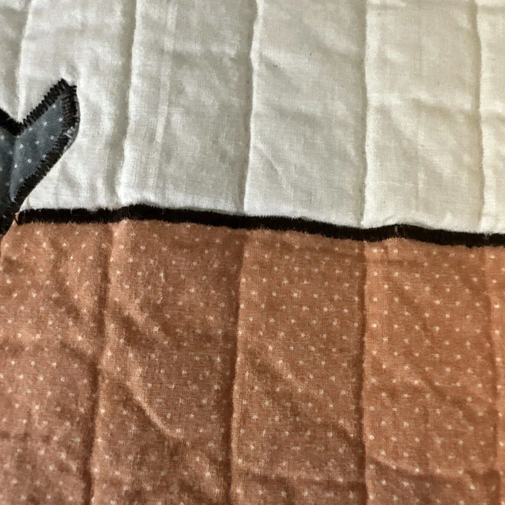 4 Handmade Quilted Oval Roadrunner Fabric Placemats  Grandma‎  Country Farmhouse